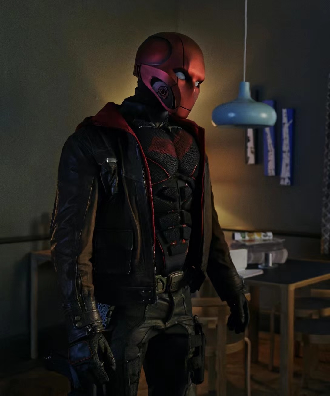 杰森·托德(jason todd)即 a target="_blank" href="/item/红头罩