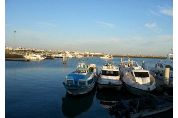  p>阿巴斯港,伊朗南部港市,霍尔木兹甘省省会.