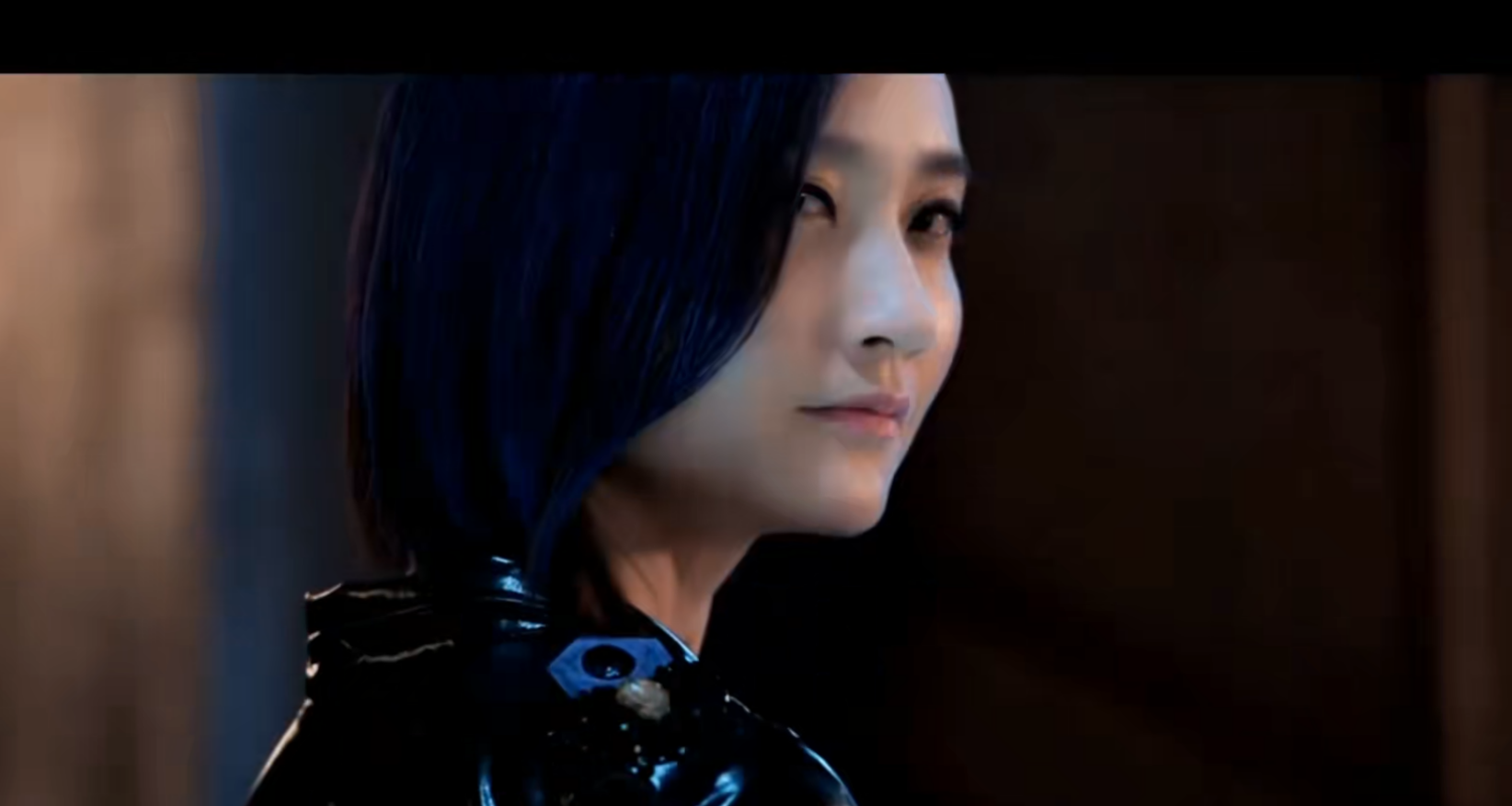 lemmaid="1493858">广州蓝弧文化传播有限公司 /a>出品的真人网剧《 a