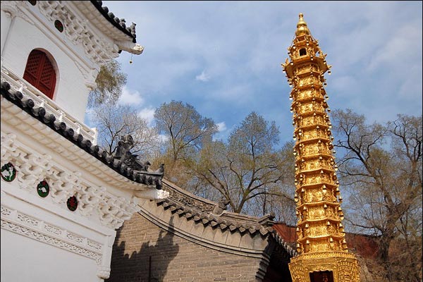  p data-id="gnwr188aqm"> a target="_blank" href="/item/和静县