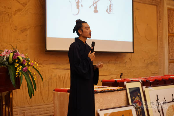  p>道无界慈善会精神发起人:刘信义道长 /p> p>刘信义道长为全真