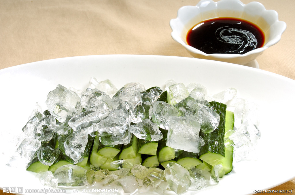 冰泡黄瓜