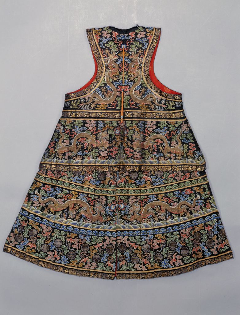 石青色彩云金龙妆花缎袷朝褂