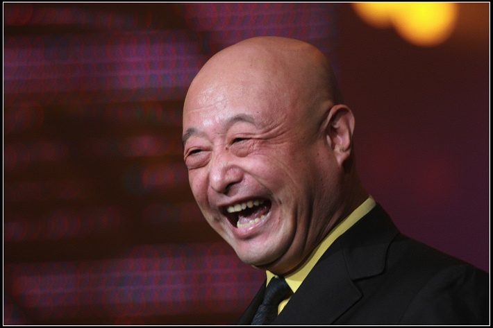 snlgzr12">陈寒柏,1957年9月出生于辽宁省大连市庄河市,中国相声演员