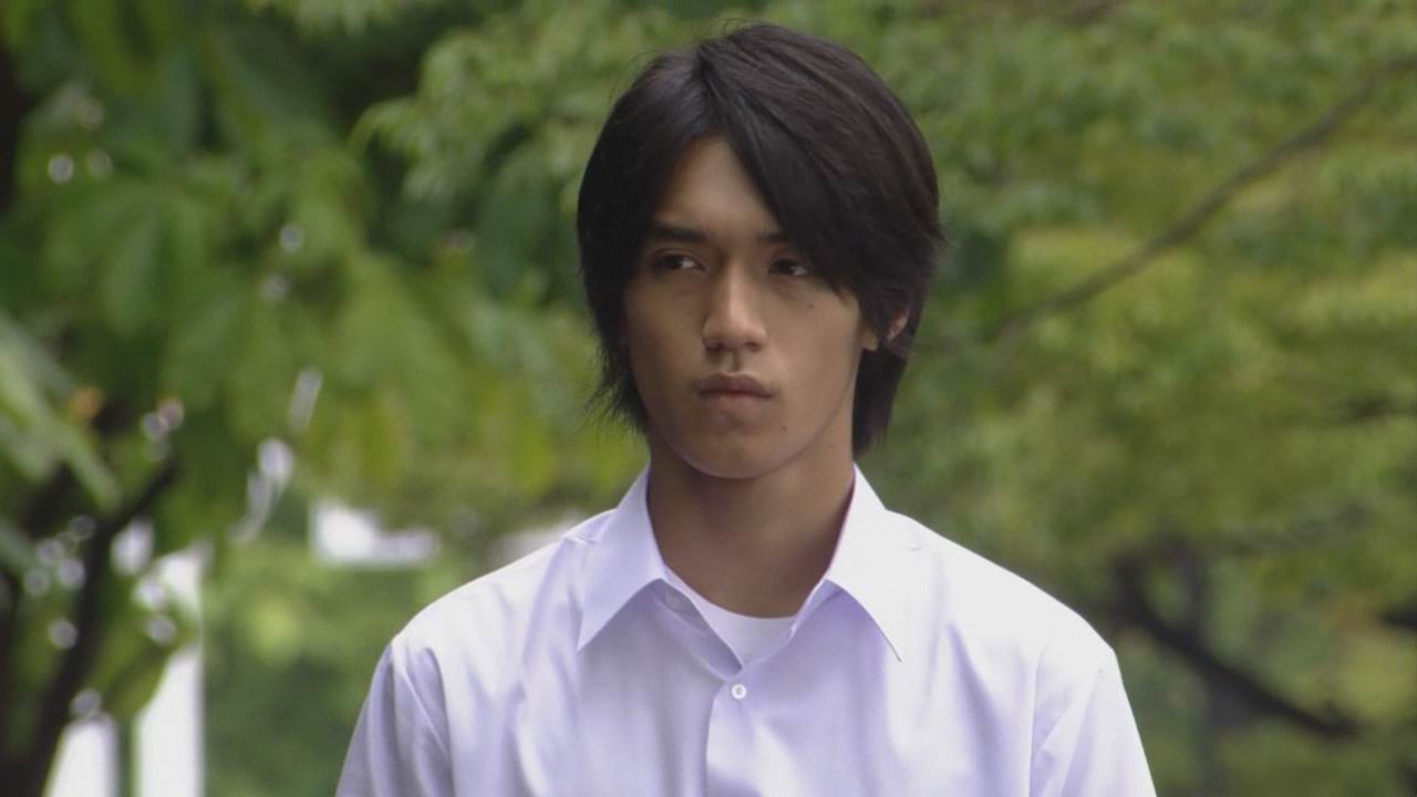  p>麻生遥斗--《一公升的眼泪》中由锦户亮扮演的角色 /p>