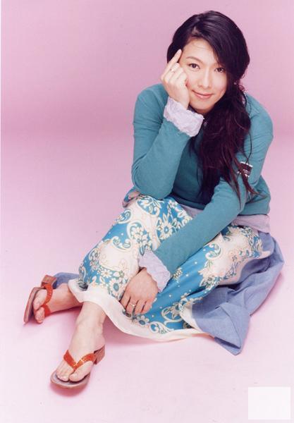  p>赵咏华,1967年5月19日出生于台湾,中国台湾女歌手,影视演员.