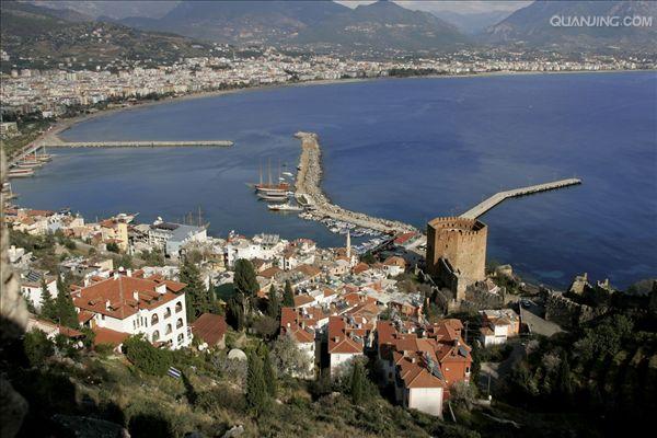 türkiye cumhuriyeti;英语:the republic of turkey),简称 b>土耳其 