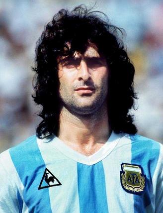 马里奥·肯佩斯