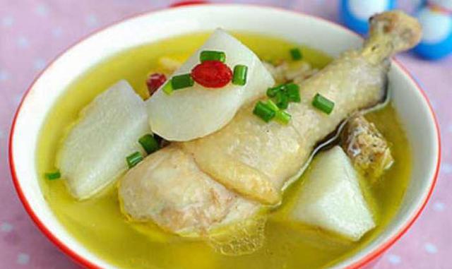 山药炖鸡猪骨汤