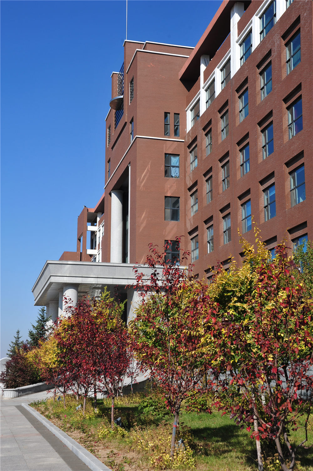  p>吉林科技职业技术学院,是经吉林省人民政府批准,教育部备案,具有