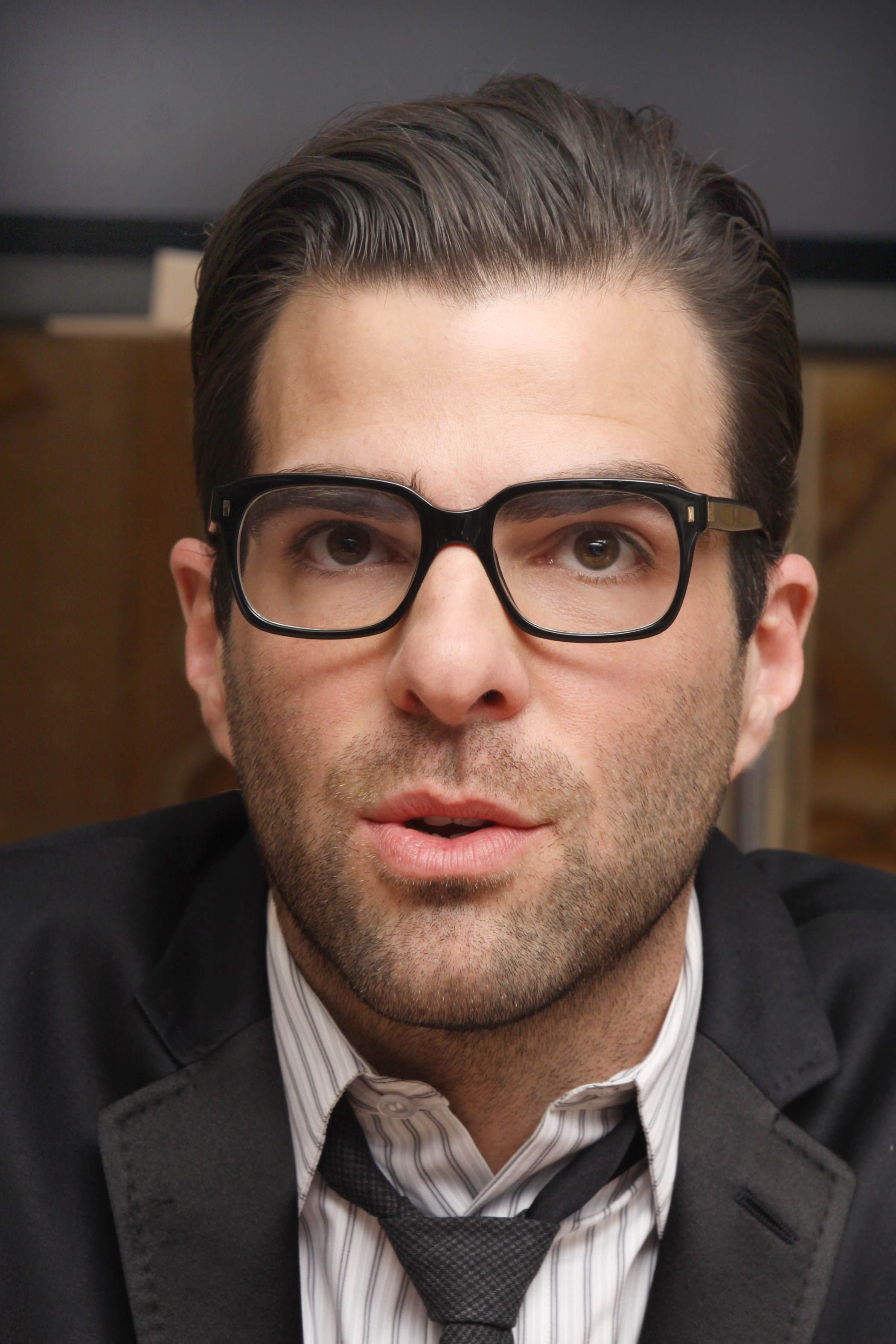  p>扎克瑞·昆图(zachary quinto),1977年6月2日出生于美国宾夕法尼亚
