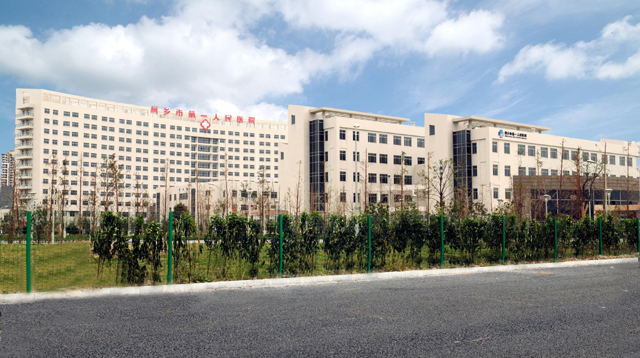  p>桐乡市第一人民医院创建于1942年,是一所国家三级乙等综合性医院 