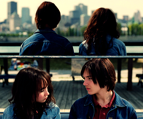  p>托比·瑞格波 i>(toby regbo) /i>,1991年10月18日出生于英国伦敦