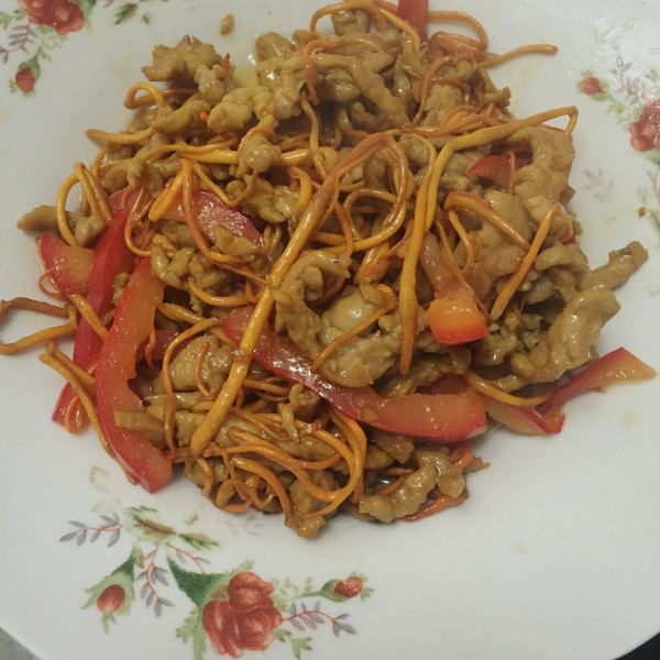 虫草花炒肉
