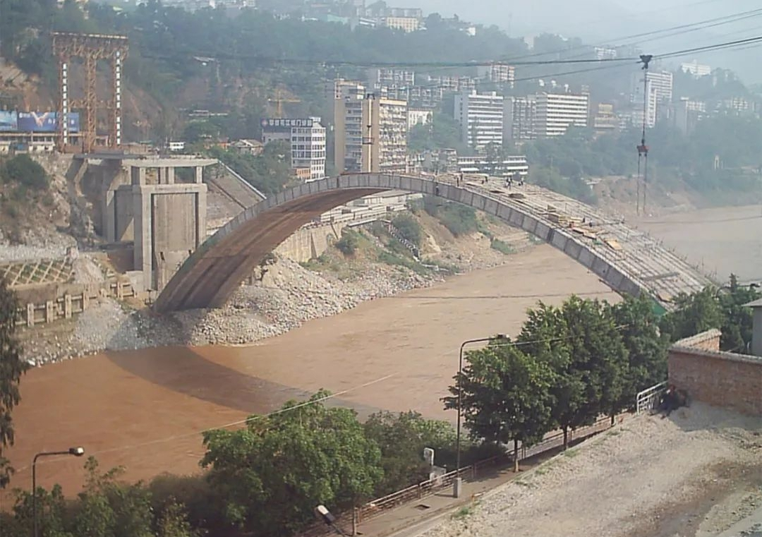 渡口大桥(dukou bridge),又称02号桥,3002桥,是一条中国四川攀枝花市