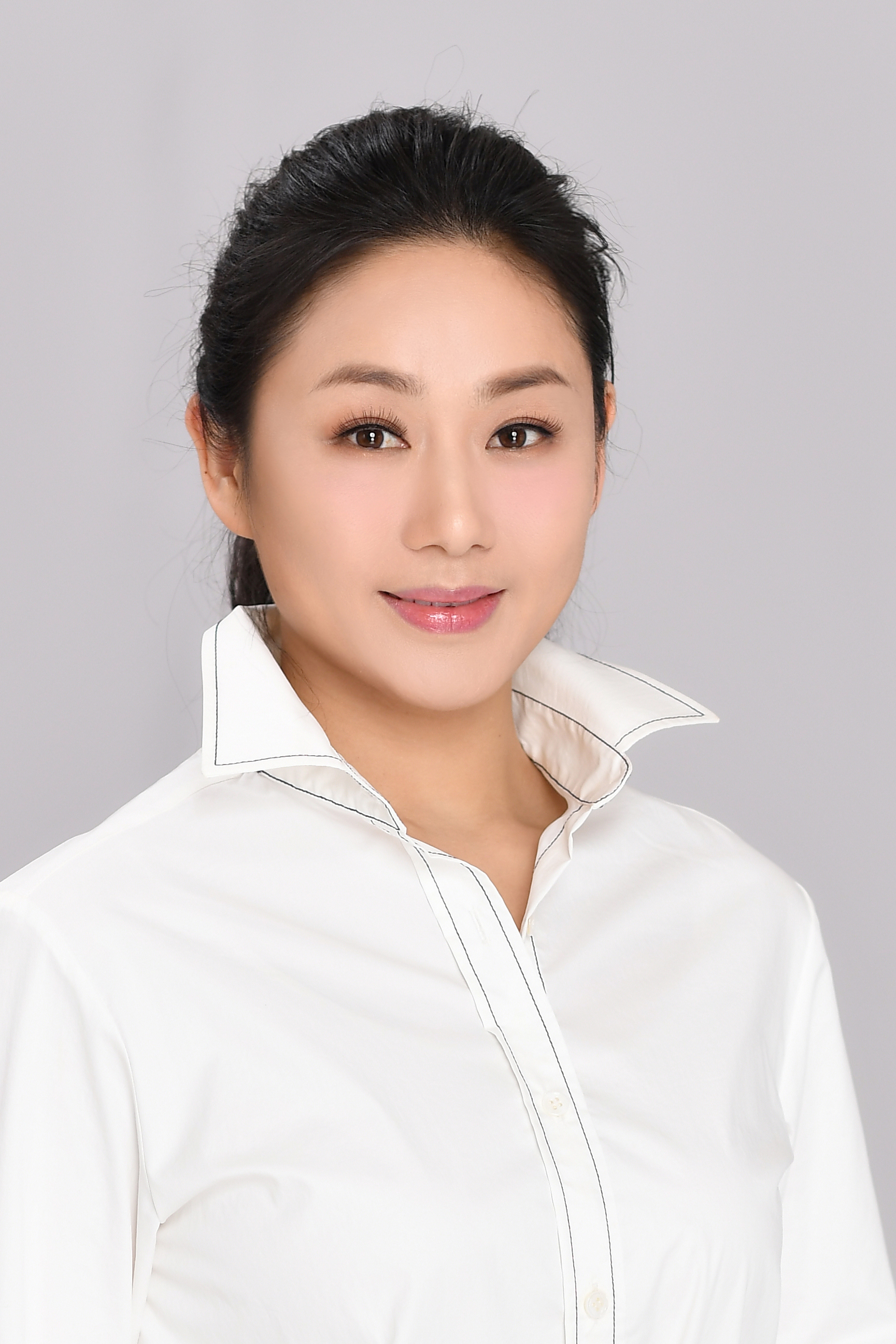 1977年10月出生于广东佛山三水,粤剧演员, span class="ref" data-ctr