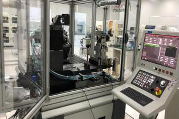 超精密金刚石车削磨削一体机床