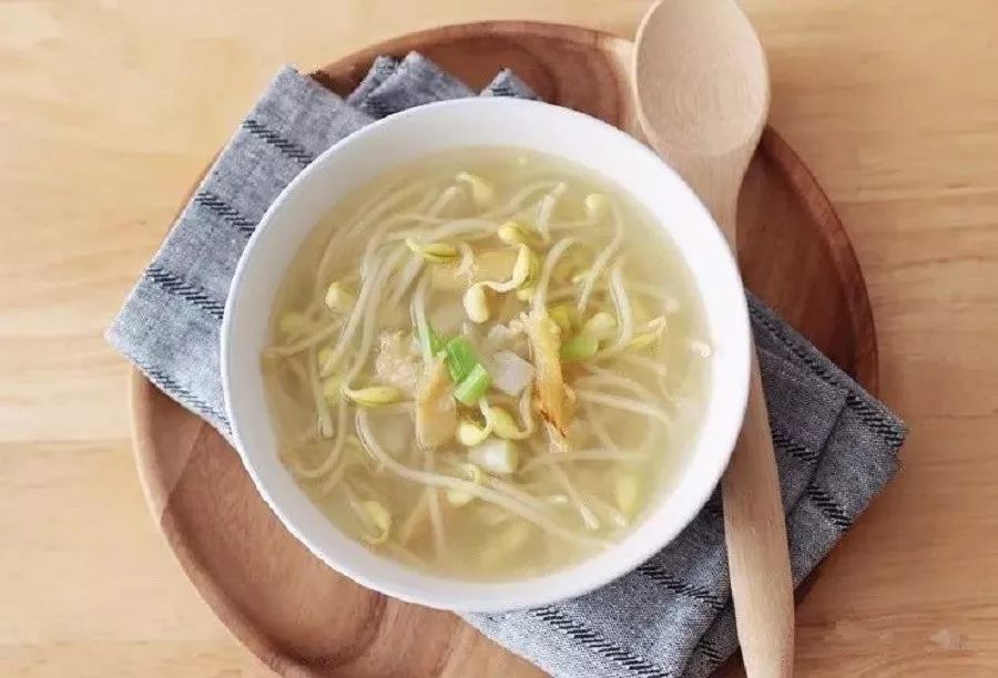 明太鱼豆芽汤