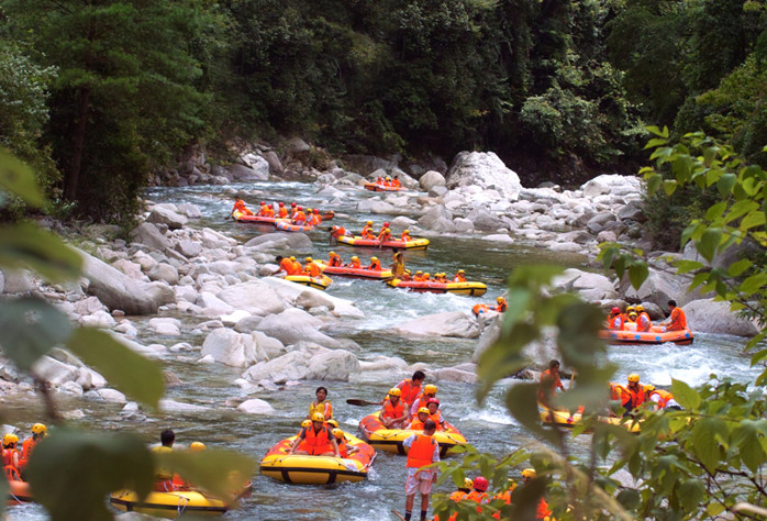 莽山珠江源漂流