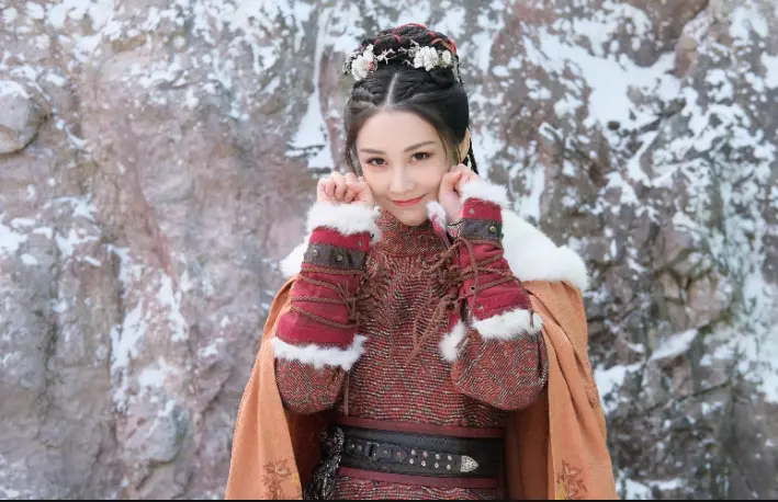 林籽(icey),原名范凌子,1995年9月5日出生于