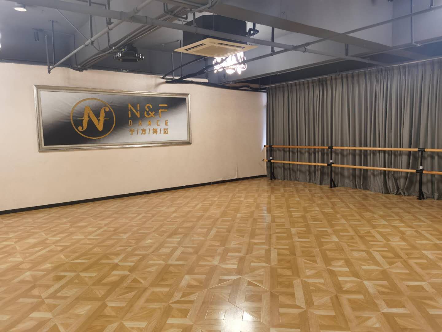 南宁宁方舞蹈教育咨询有限公司