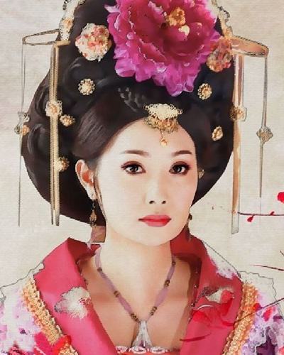 z">蒙美玉娘娘是魏景帝蒙德华的皇后,蒙美玉皇后出自大魏皇族,鲜卑族