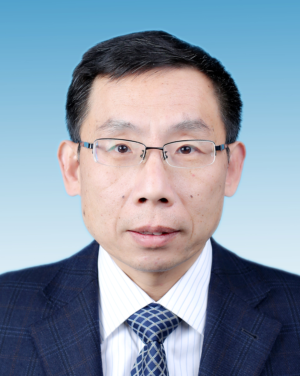 李卫东