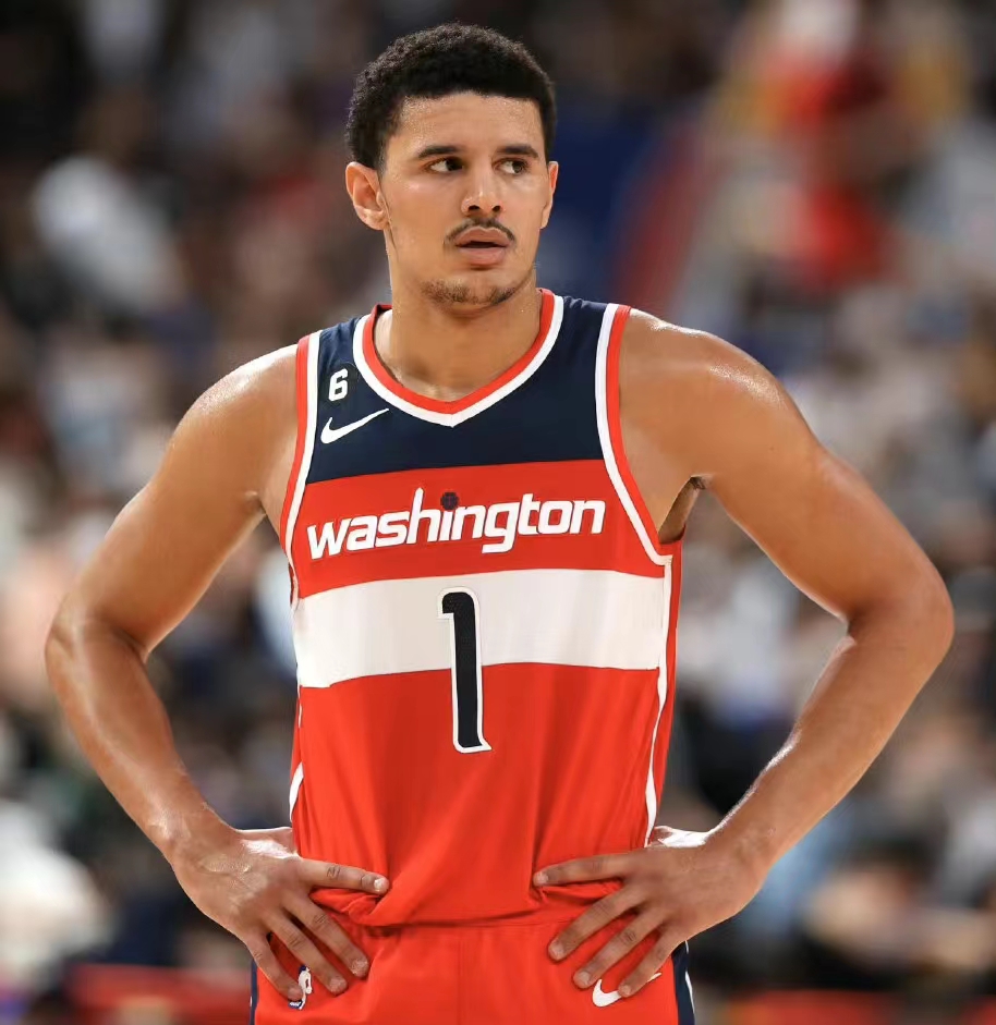 约翰尼·戴维斯