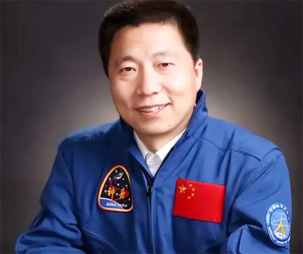 杨利伟