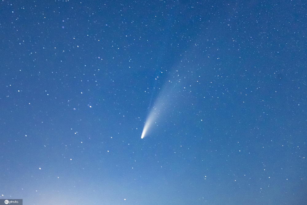 C/2020 F3慧星如约光顾 中俄界湖兴凯湖上演星空大戏_百科TA说