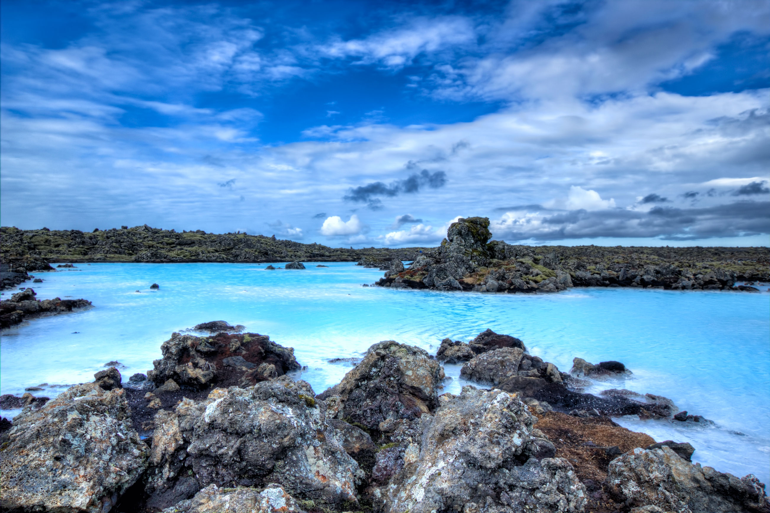 data-id="go0c8sj4m0">蓝湖是 a target="_blank" href="/item/冰岛