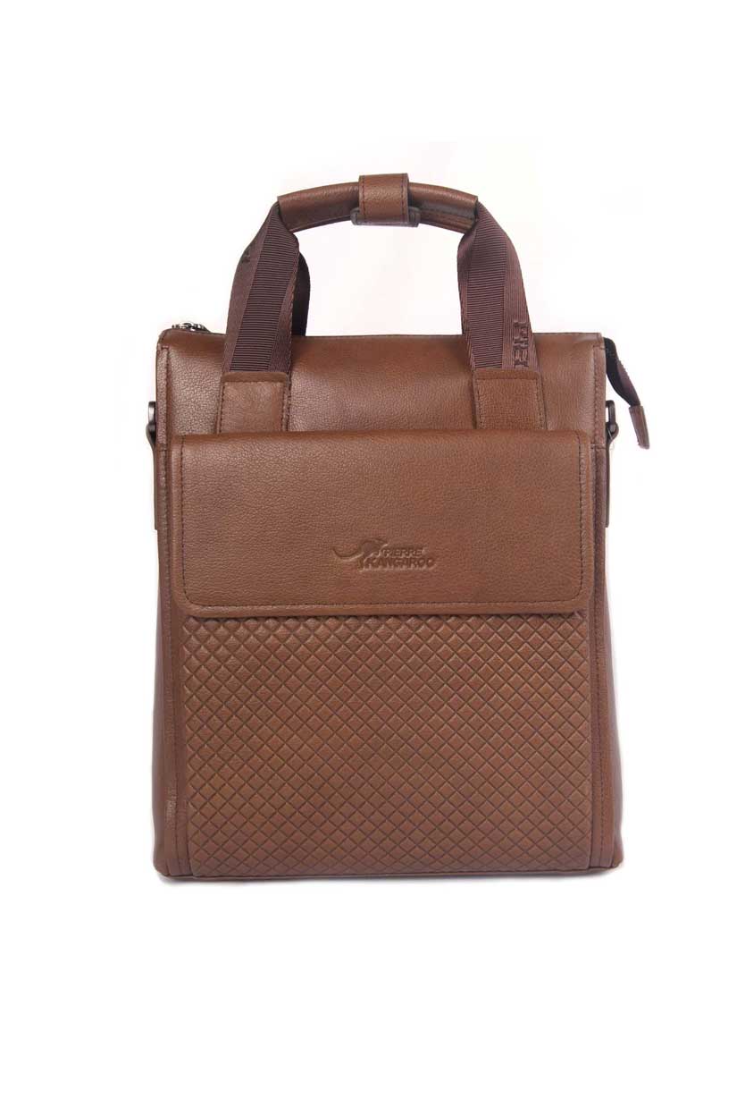  p>皮尔袋鼠皮具是意大利皮尔袋鼠国际集团有限公司的品牌产品,在大陆