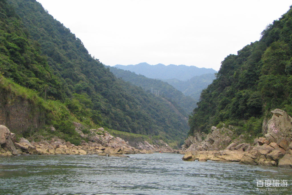  p data-id="gnwsftmy4y">九泷十八滩是位于乐昌市至坪石镇之间的武江