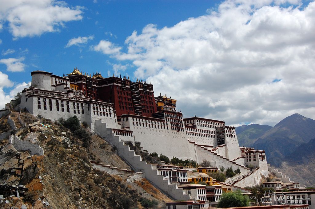 布达拉宫