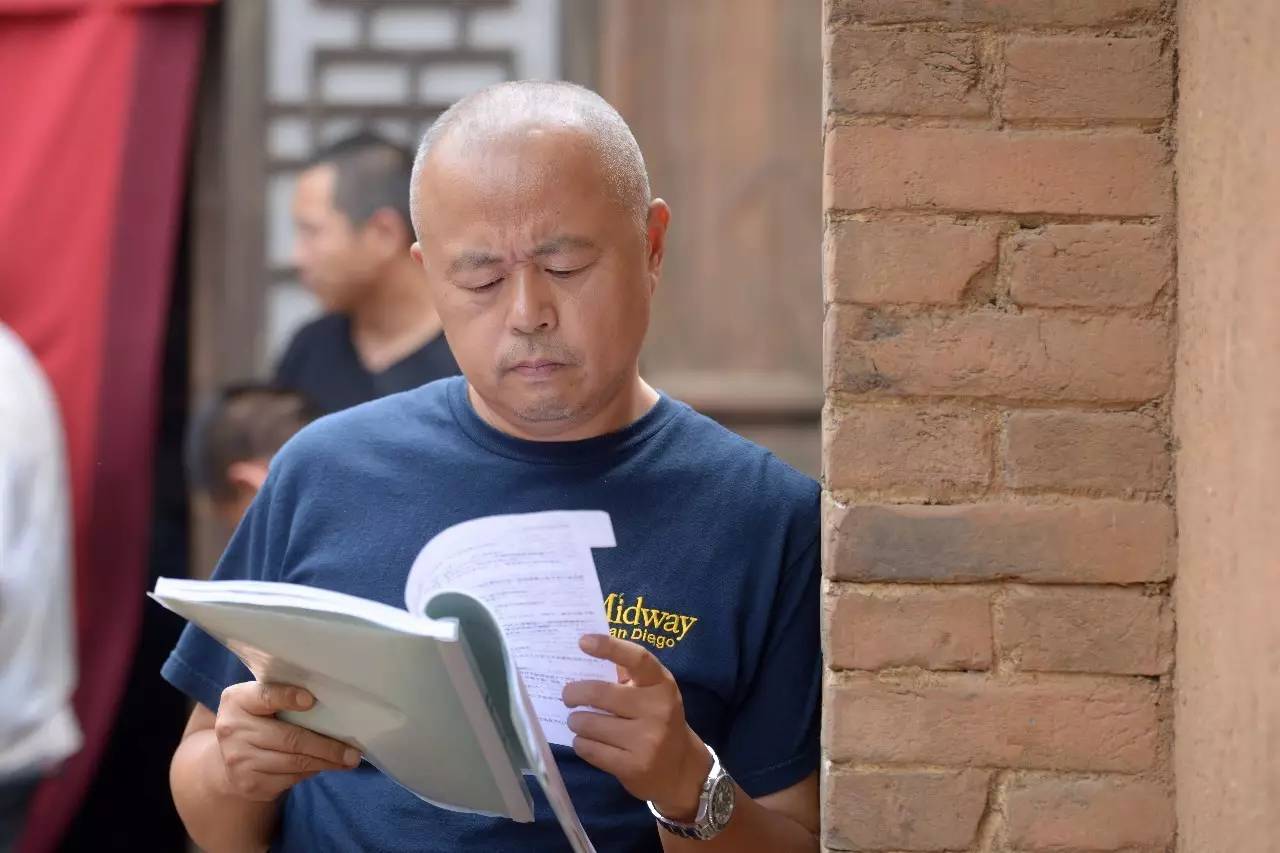 电视剧《白鹿原》导演刘进：为了拍好戏，我们这一票人都豁出去了_百科TA说