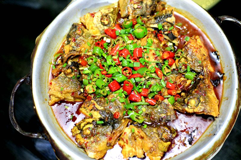  p data-id="gnwmnzqn30">黄金鱼嘴是以 a tar