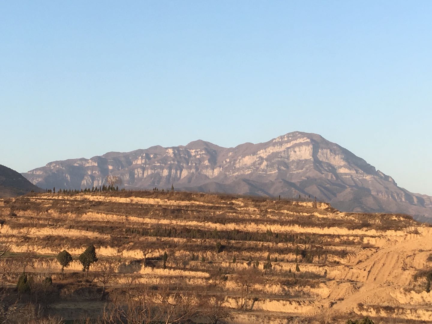  p data-id="gn2ooqkez3">即马头山.