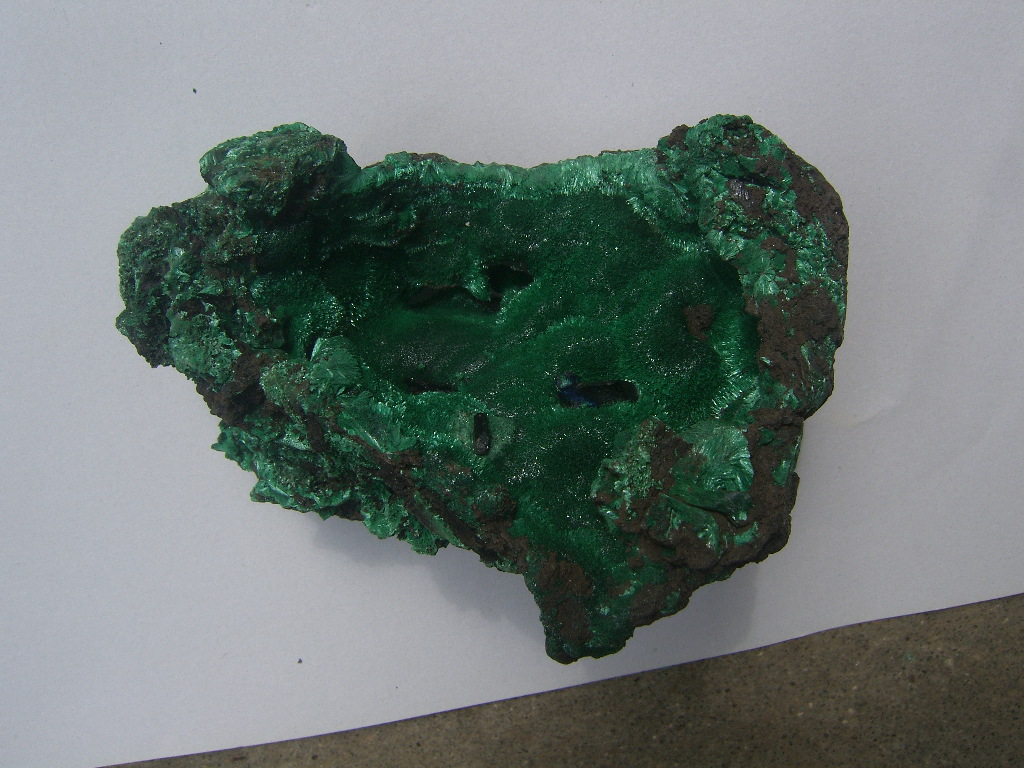  p>氯铜矿是一种稀有矿物, a href="#" data-lemmaid="9647432">斜方