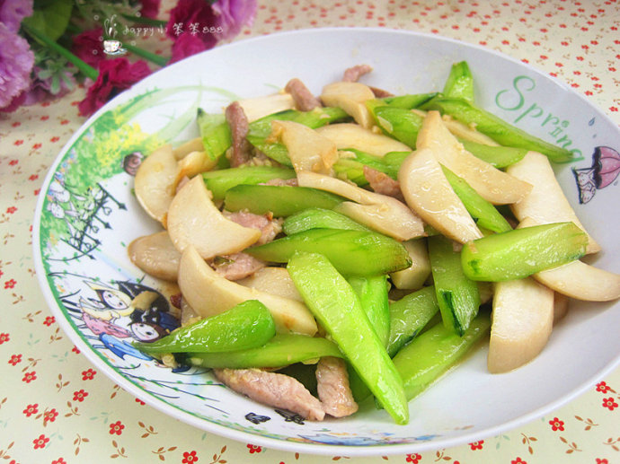 黄瓜炒杏鲍菇