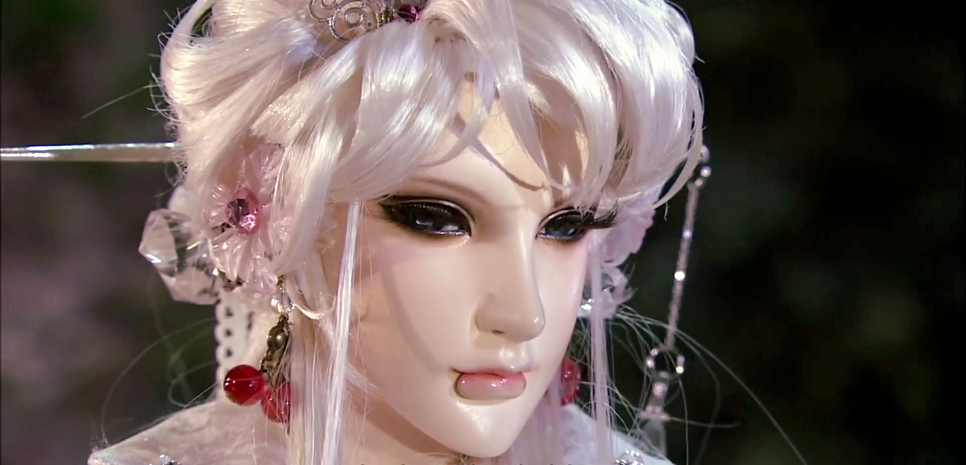  /p> p>巧天工,人称芙蓉铸客,惬意居于青梗山.