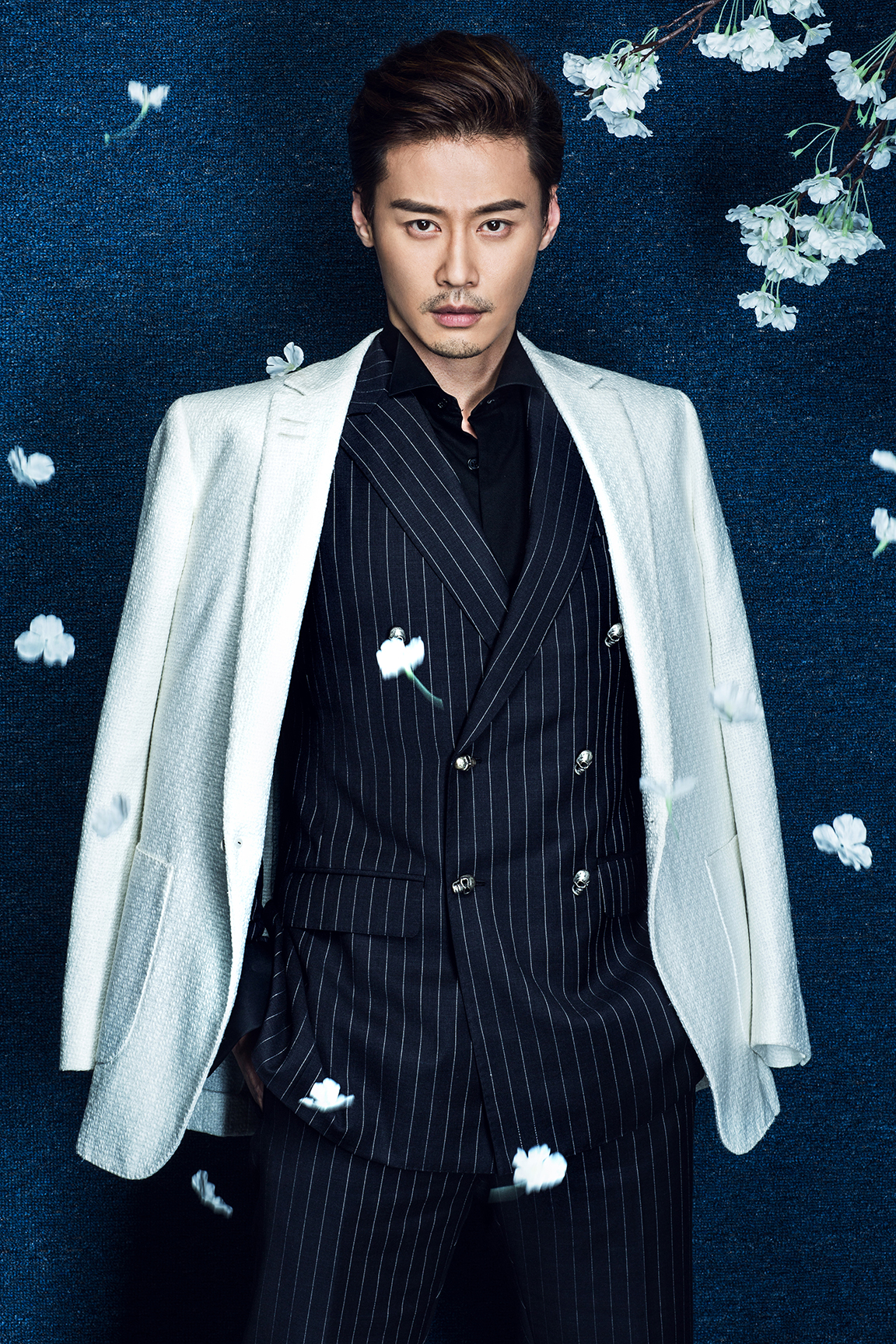  p>程枫,原名程皓枫,1976年12月10日出生于上海市,中国内地影视男演员