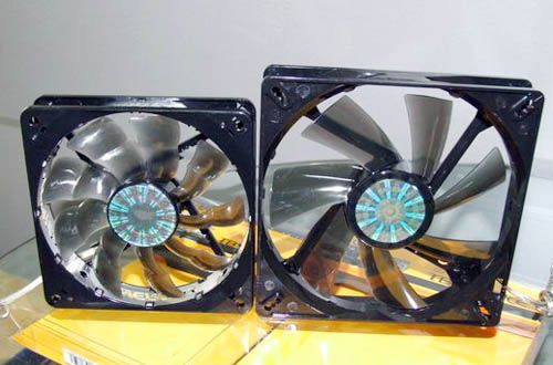  p>类似于 a href="#" data-lemmaid="426208">磁悬浮列车 /a>,利用