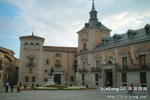 马德里市政广场