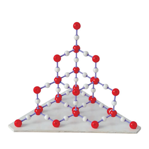  p>二氧化硅是一种无机物,化学式为sio   ,硅原子和氧原子长程有序