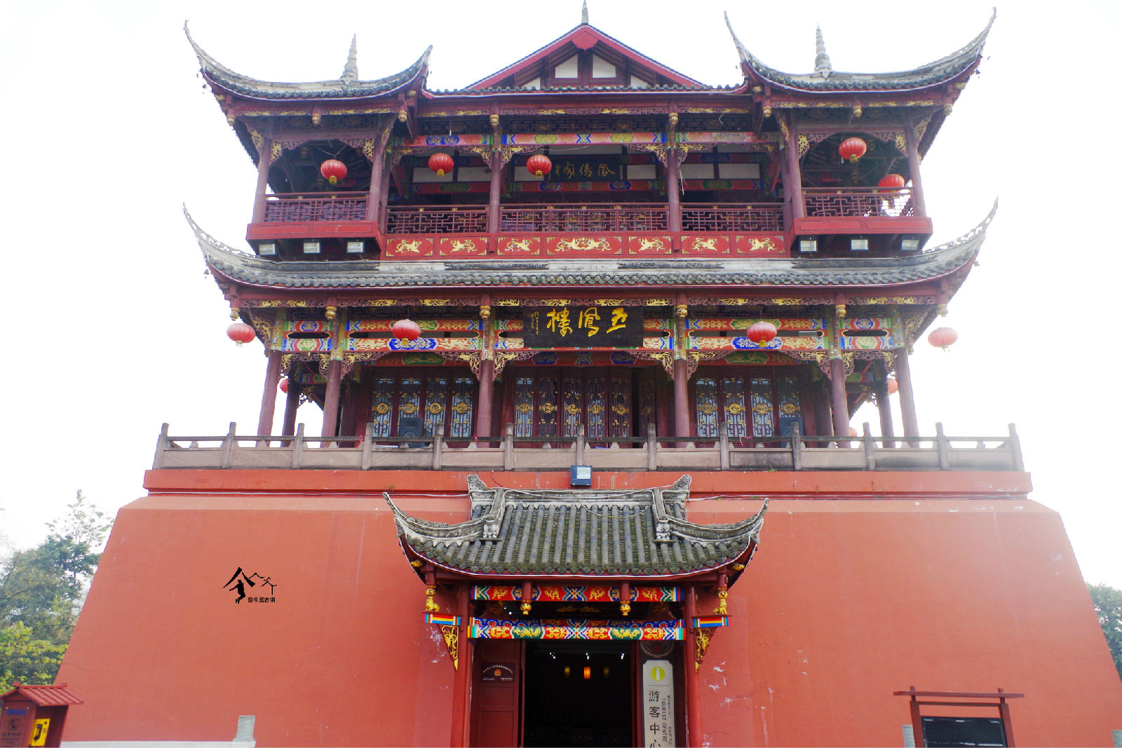  p>洛带古镇位于四川省成都市 a target="_blank" href="/item/龙泉驿