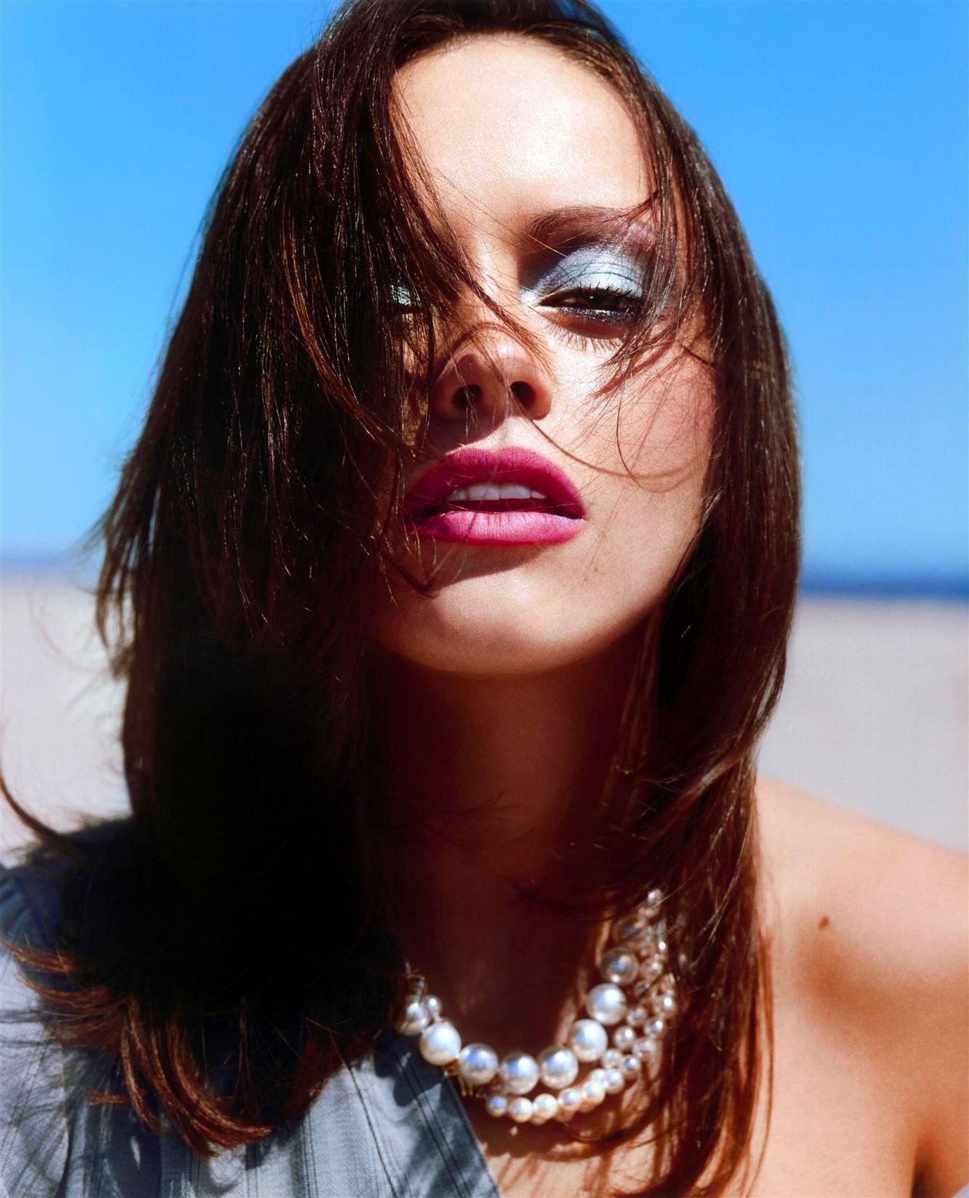  p>克里斯蒂娜·里奇 i>(christina ricci) /i>,1980年2月12日出生于