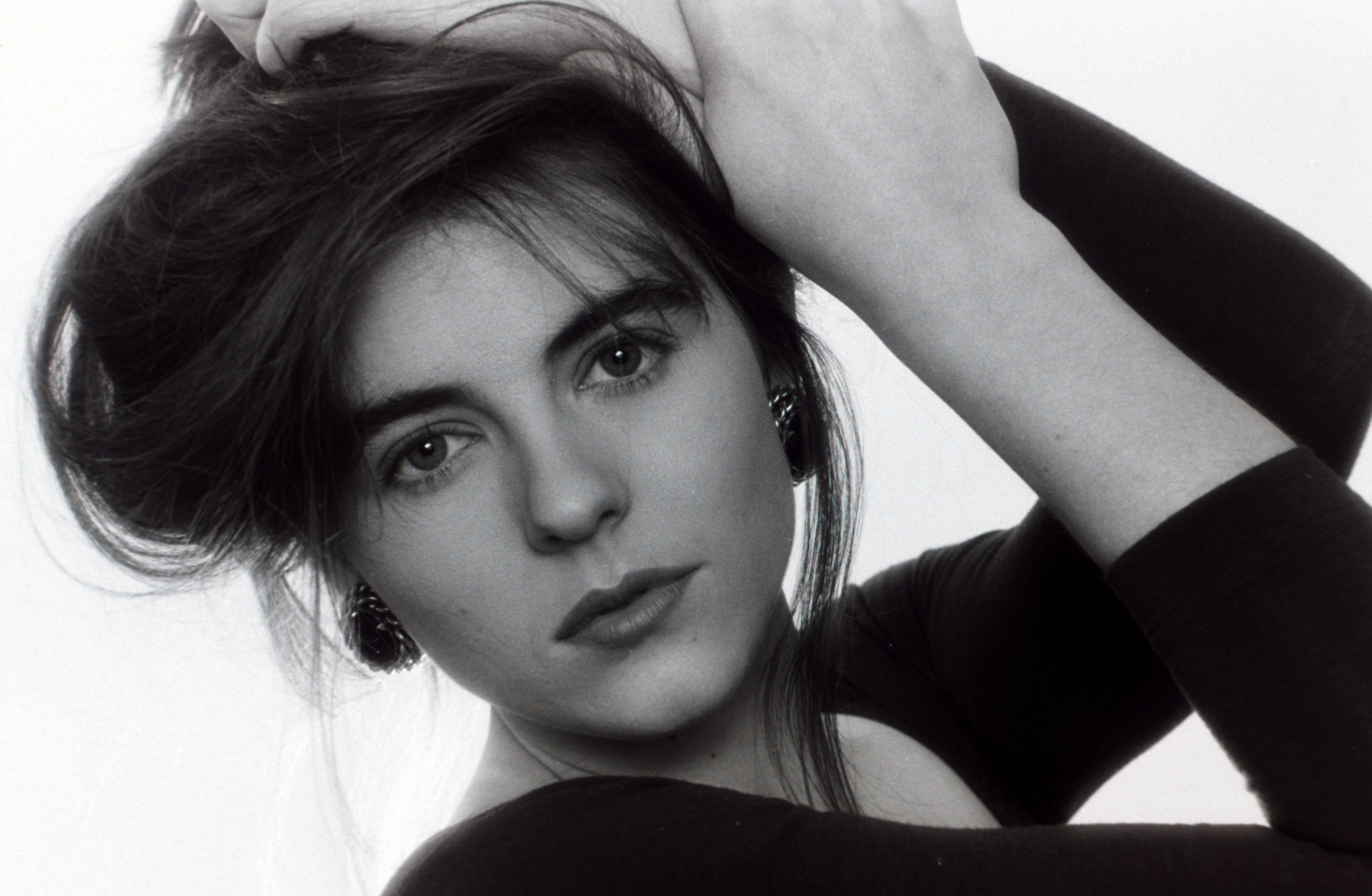  p>伊丽莎白·赫莉 i>(elizabeth hurley) /i>,1965年6月10日出生于