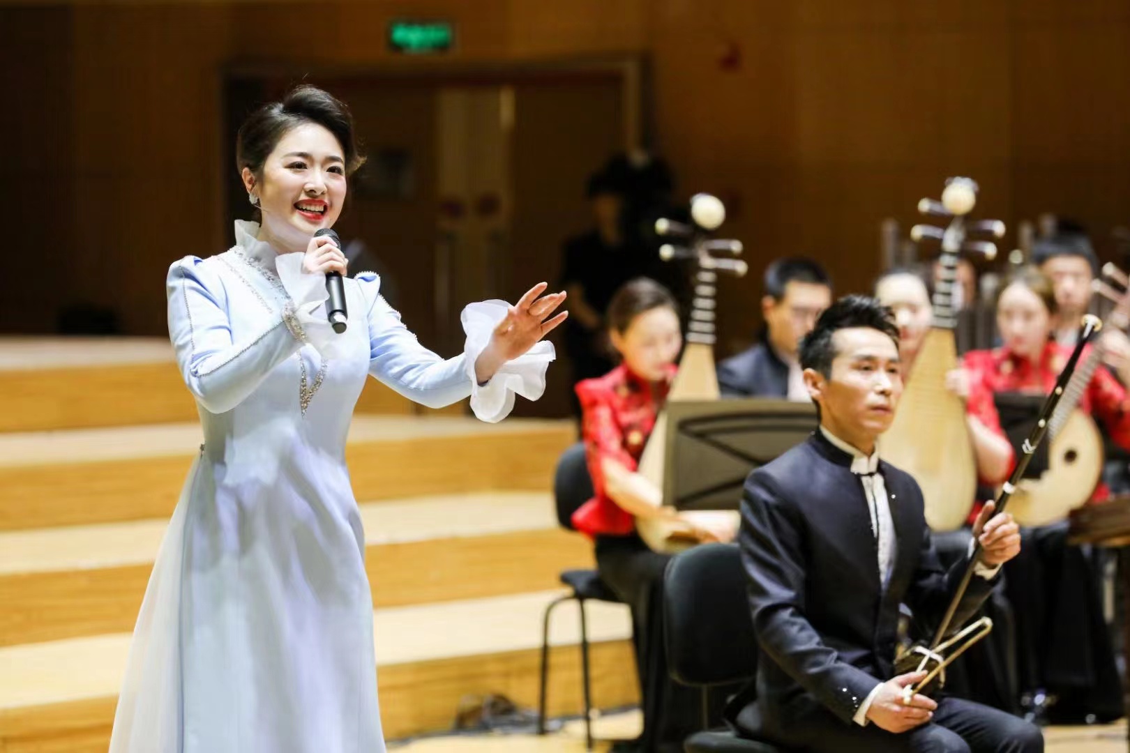 ctrid="t3pn6g5jvj6x">梁文静,中国内地女高音歌唱演员,<