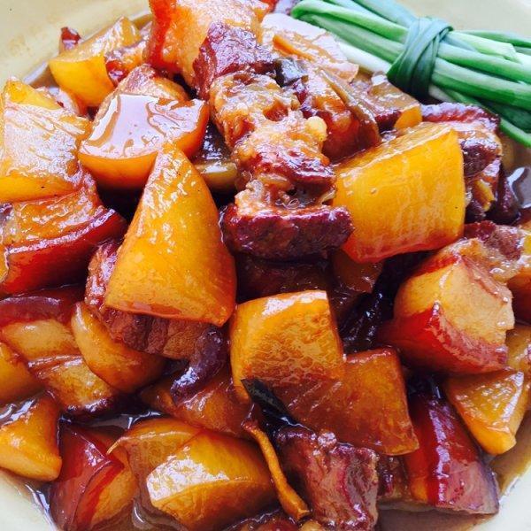 白萝卜烧肉