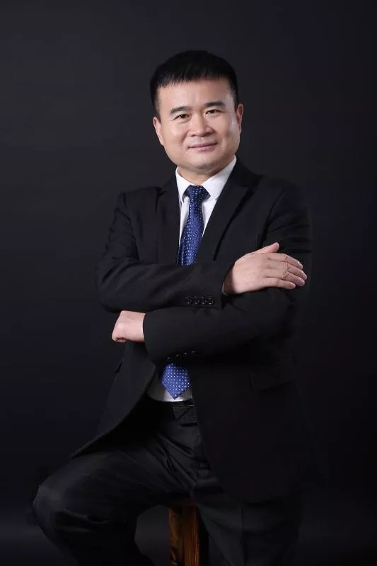 李伟民,汉族, a target="_blank" href="/item/北京市伟博律师事务所